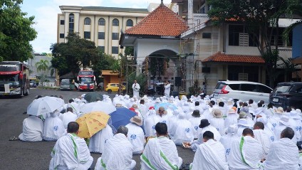 HAJI REGULER 2024 KLOTER 65 & 66 - Foto 438