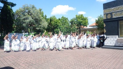 HAJI REGULER 2024 KLOTER 65 & 66 - Foto 429