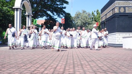 HAJI REGULER 2024 KLOTER 65 & 66 - Foto 425