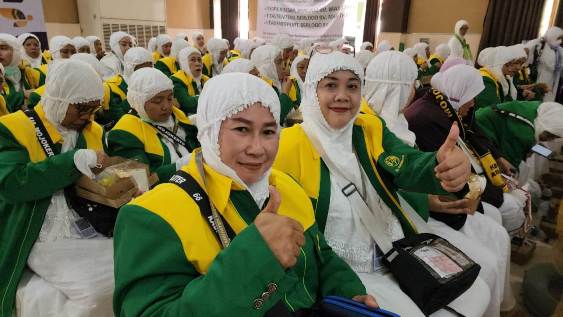 HAJI REGULER 2024 KLOTER 65 & 66 - Foto 386