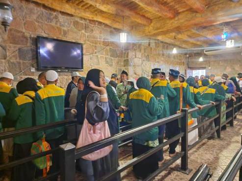 HAJI REGULER 2024 KLOTER 65 & 66 - Foto 158